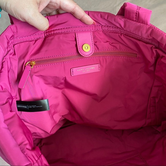 Marc Jacobs Tote - Picture 7 of 8